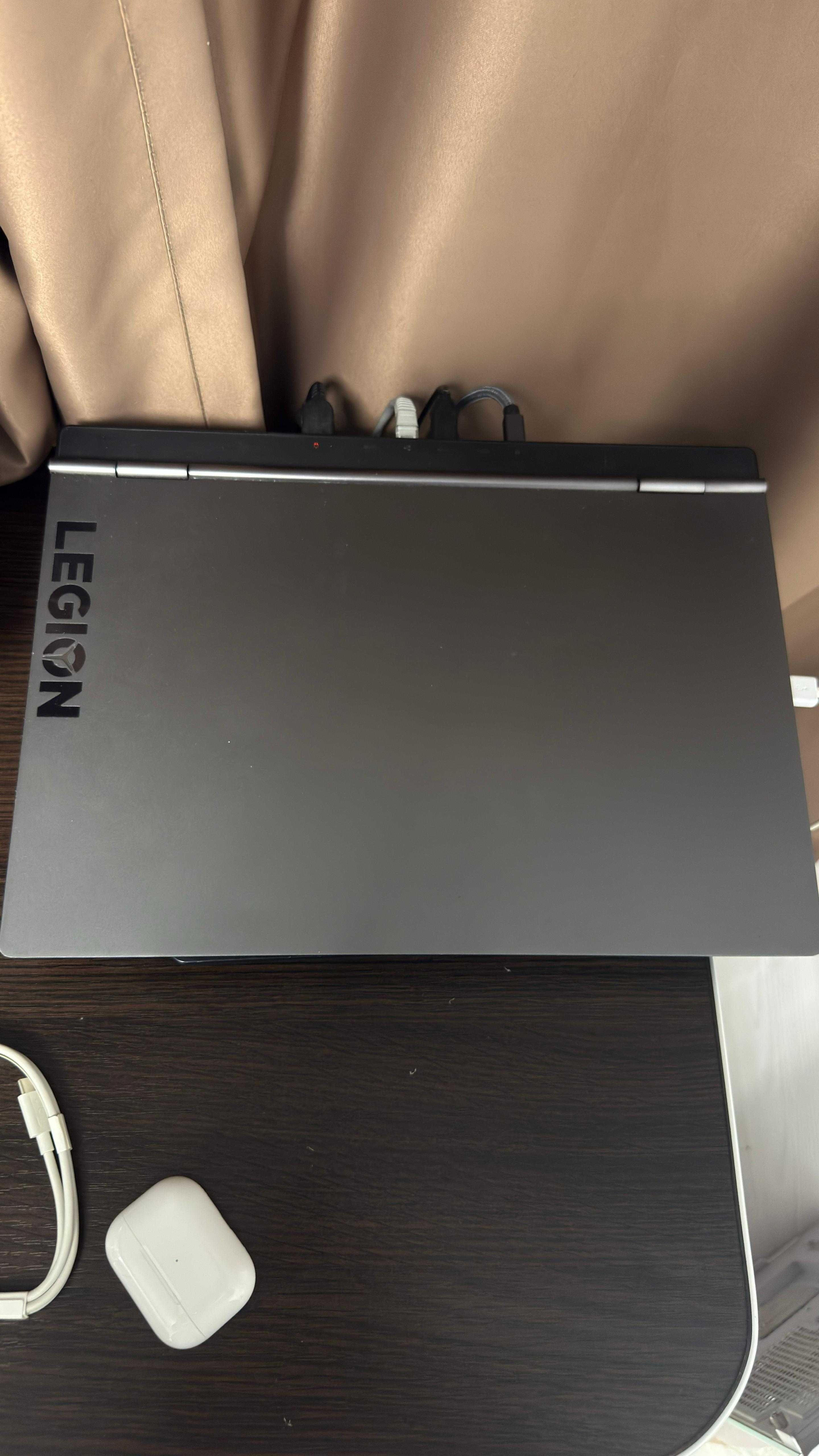 Laptop Lenovo Legion  Y740 RTX 2070 8GB/ i79750H/ 16GB/ SSD 1TB/ 143Hz