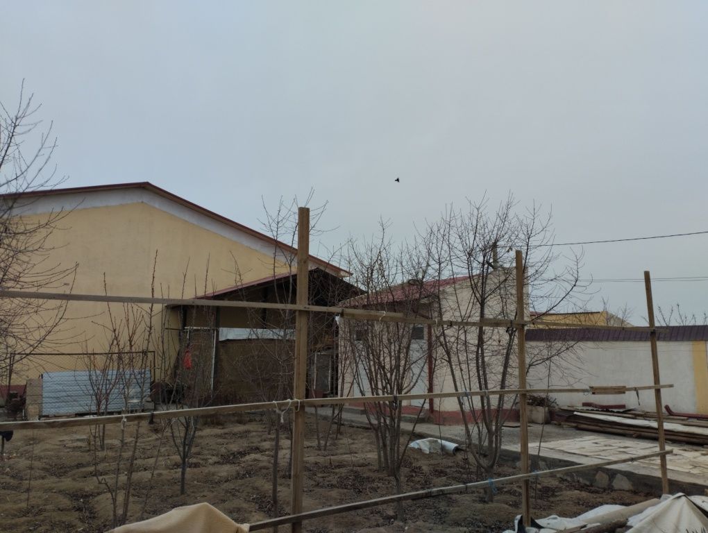 Жой сотилади еки бартер уйга