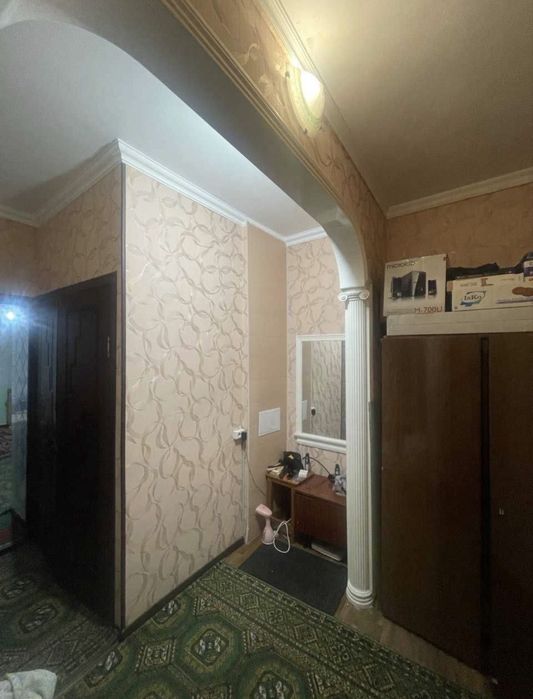 Сдается 2 ком Юнусабад 11. 5мин от метро Туркистан Сдается Девушкам