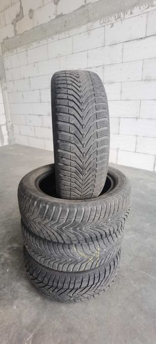 Продавам Зимни Гуми VREDESTEIN SNOWTRAC 5 205/55/16