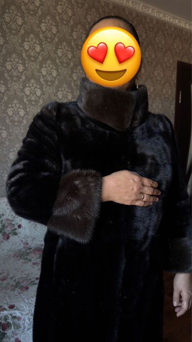 Шуба норковая продаю