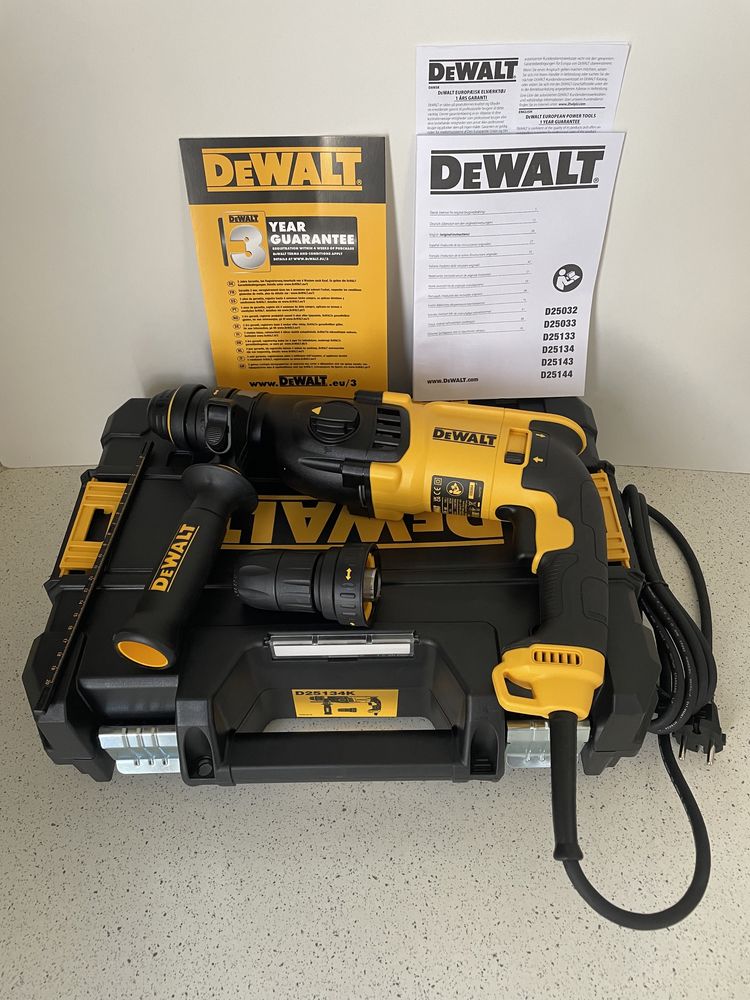 DeWALT D25134K-QS Rotopercutor Electric  800W, SDS Plus Original Nou !