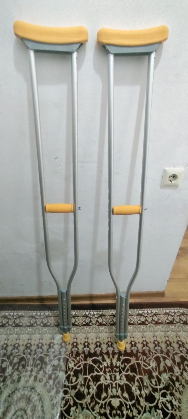 Xassa oyogi singan odamlar uchun