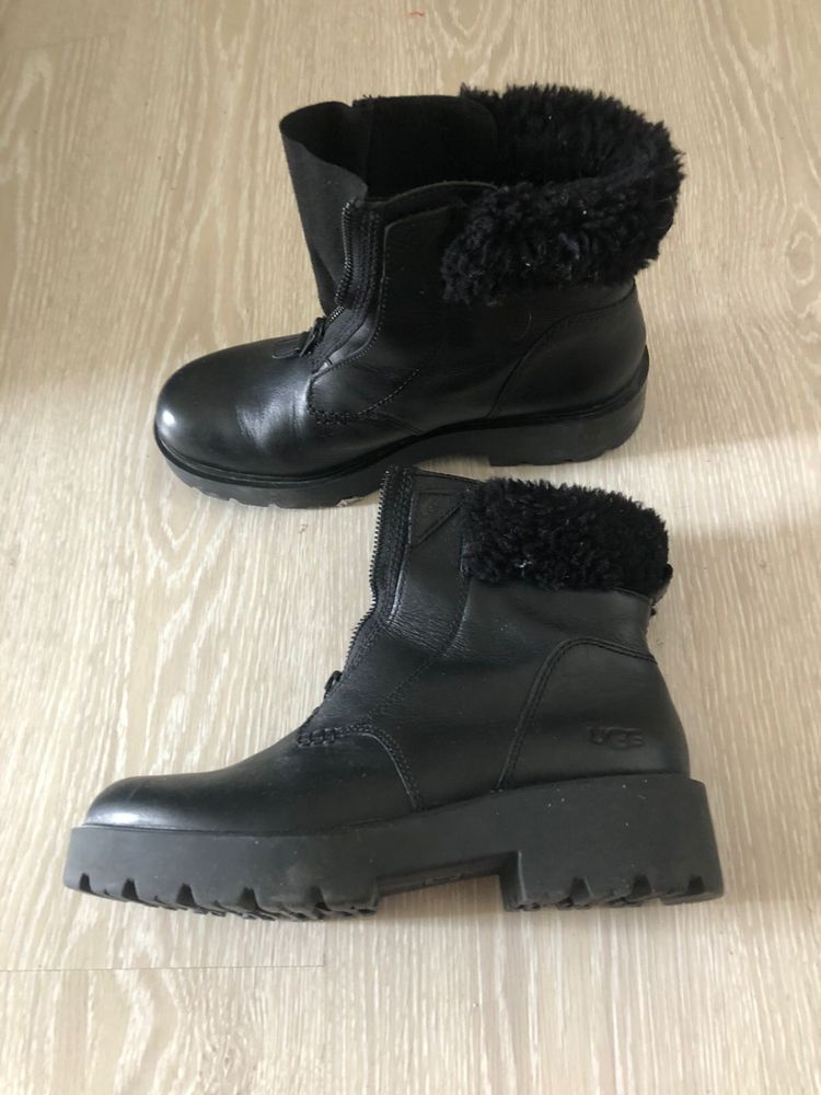 Ботинки UGG