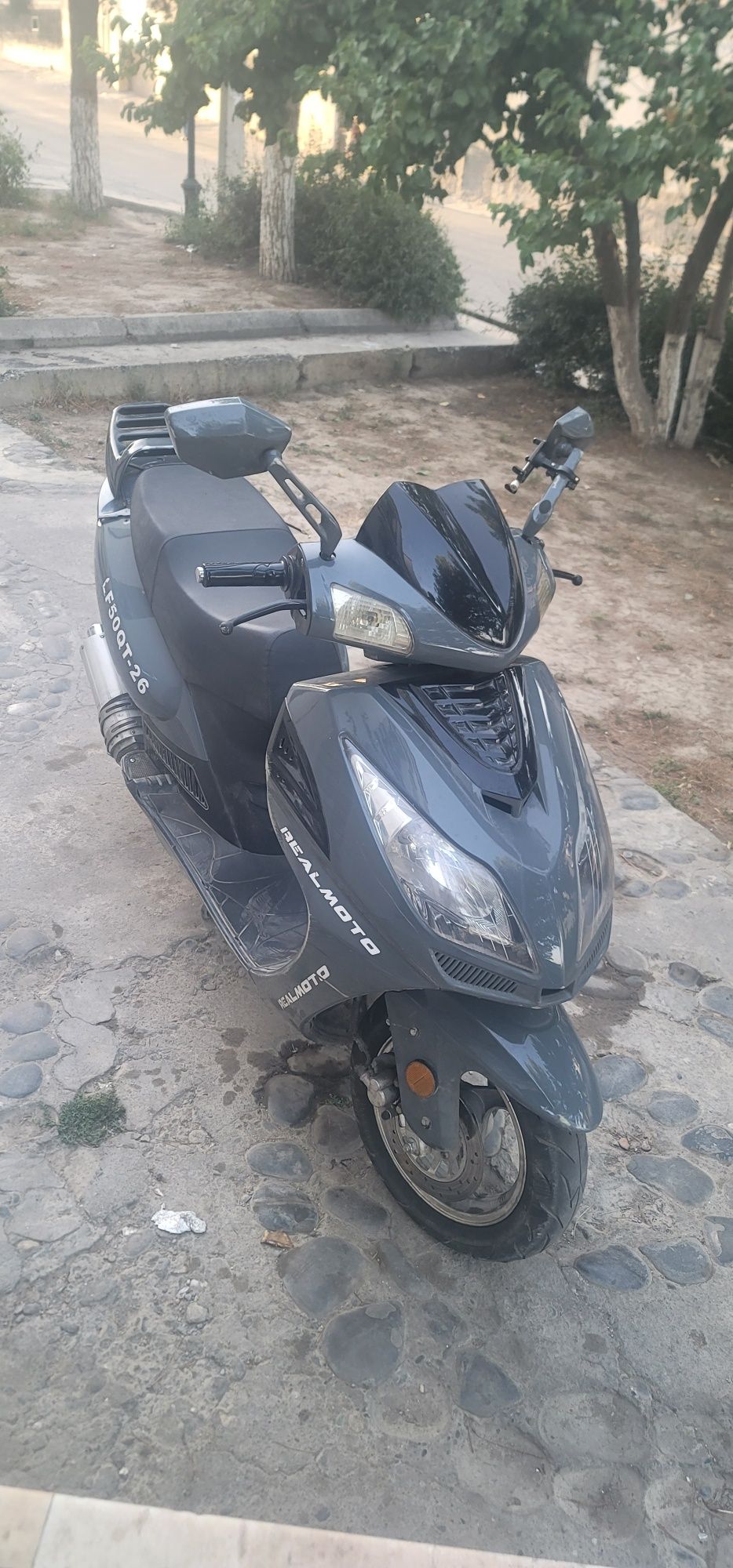 Skuter lifan real moto