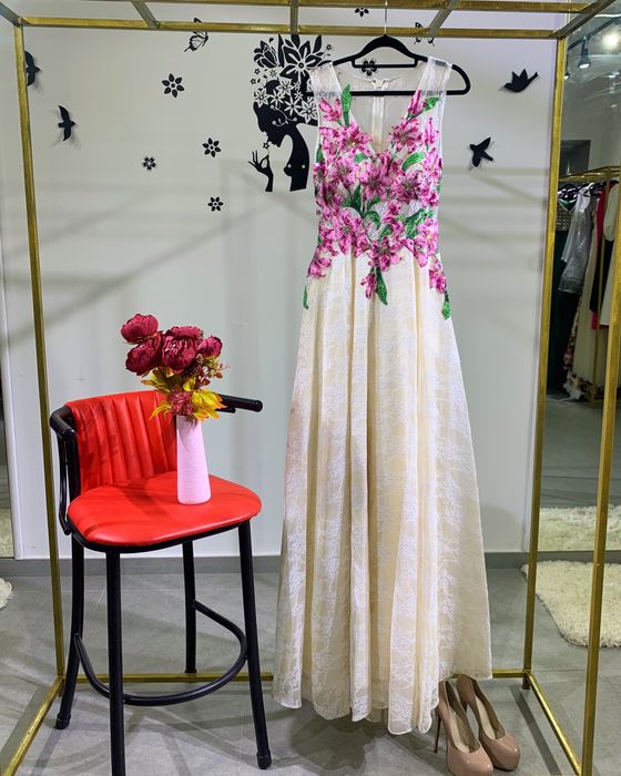 Продам красивое вечернее платье