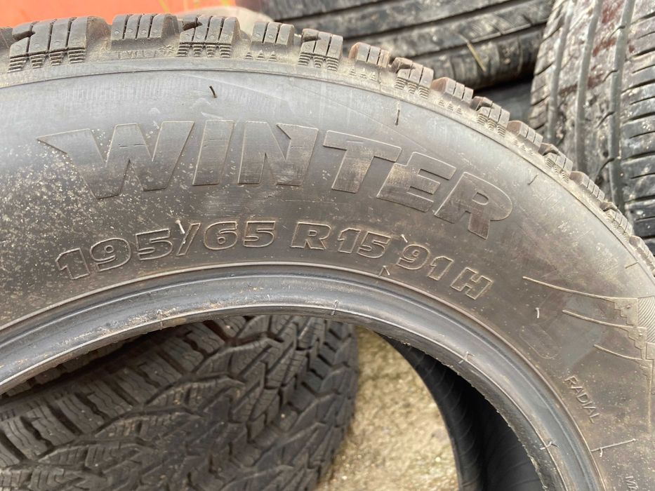 зимни и летни гуми за автомобил 195/65/R15 + джанти