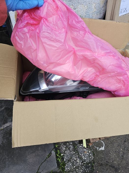 Фарове Фолксваген(Volkswagen) Caddy 2014