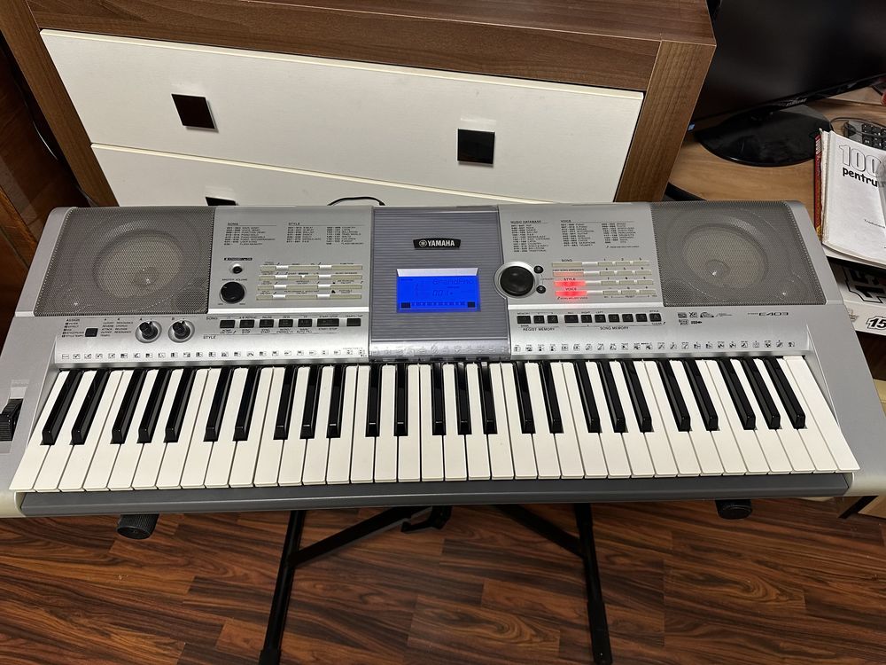 Orga(pian) Yamaha PSR E403