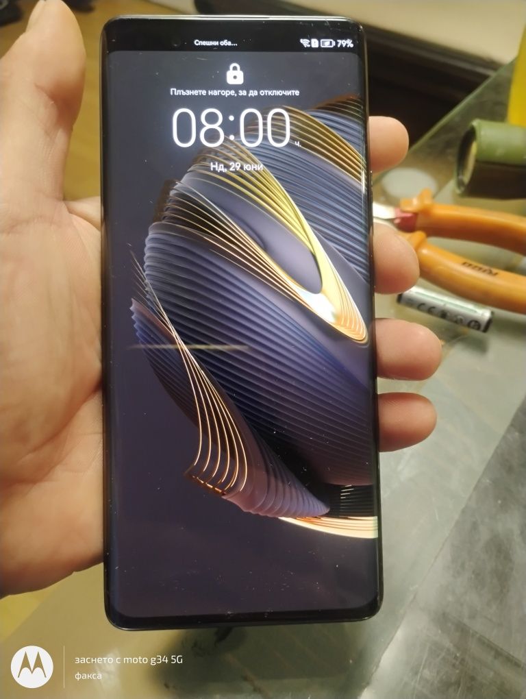 Huawei Nova 10 PRO 8/256гб Телефона работи перфектно
