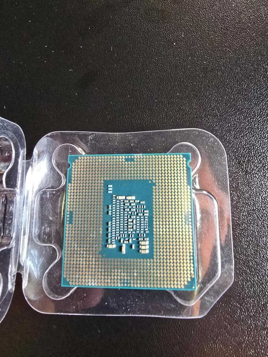 Intel Core i3-6100 3.7 GHz