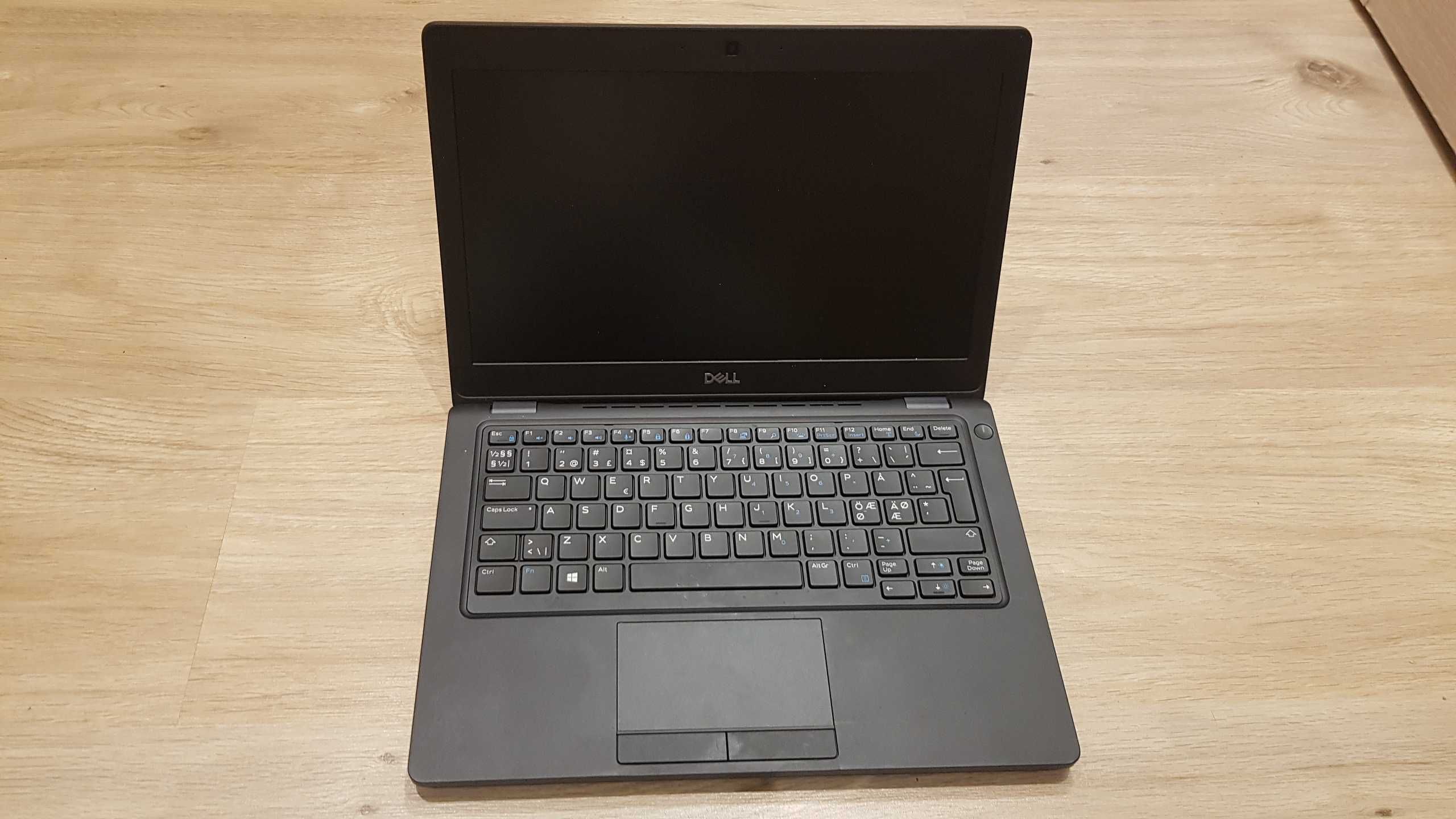 Dell Latitude 5290 i5 7Th defect incomplet pentru componente