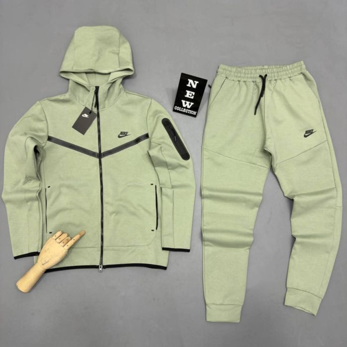 Мъжки спортни екипи