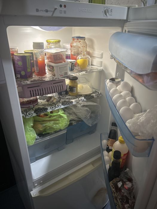 Продаю холодильник Позис б/у в хорошем состоянии отлично работает