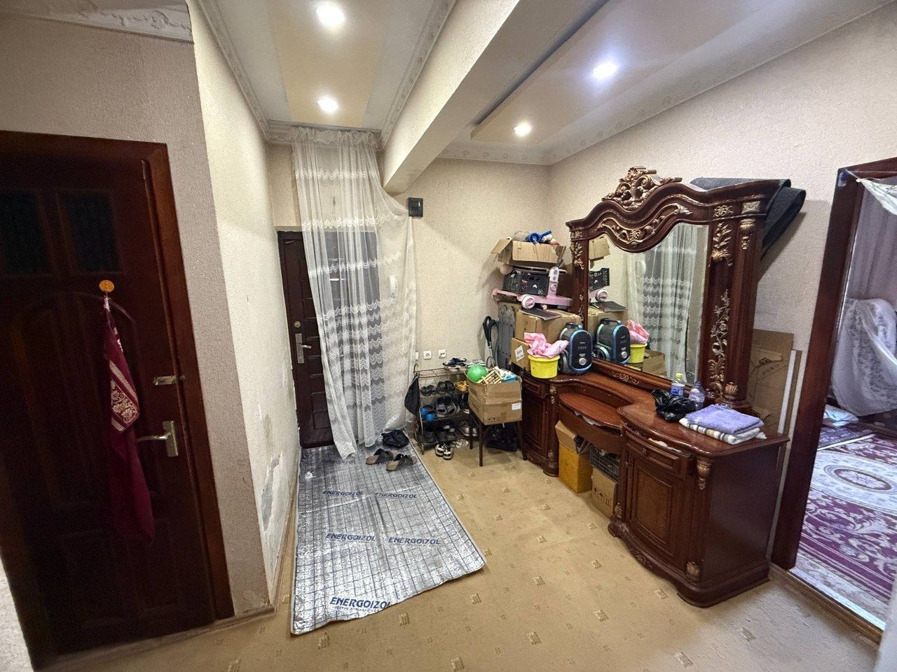 Сотилади Квартира!! Сергели-5, 3/3/9, 100м2. Ор: 3-метро бекати.