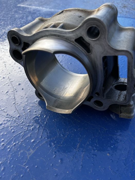 Цилиндър за Honda crf 250r 2009