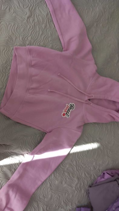 Блузки, Суичър Beast Pink, Горнища "МАРИЕЛА" и "Original Marines"