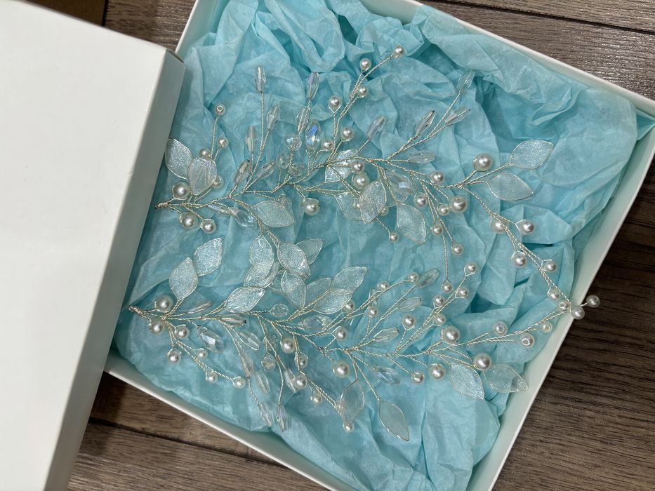 Свадебные бальные украшения на голову веточки цветы