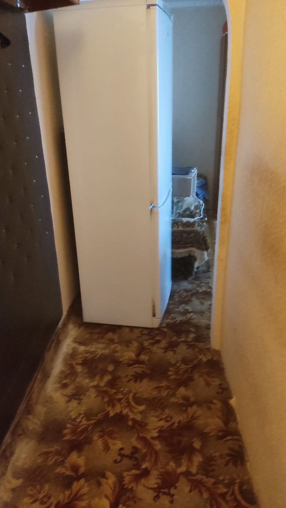 Холодильник б/у. Продам