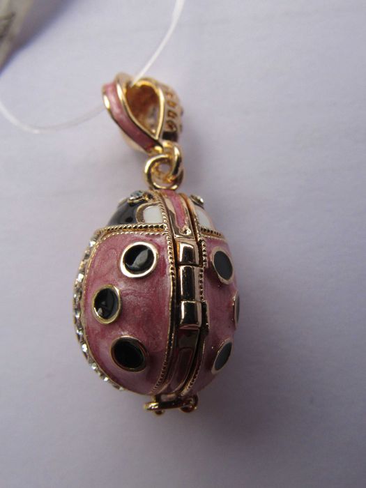 Фино дамско колие-висулка с Яйце Фаберже, ново