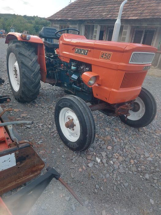 Tractor fiat 450