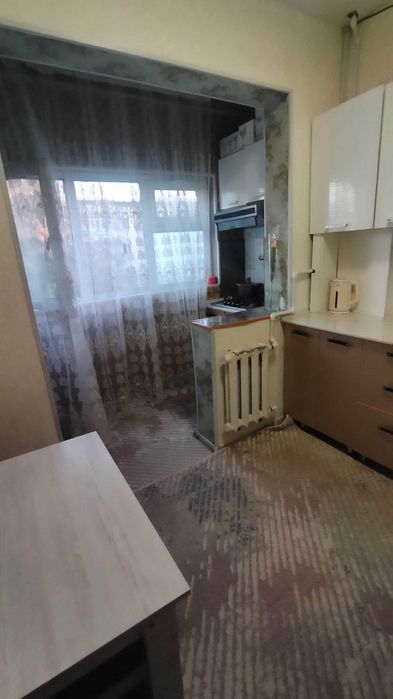 Сотилади — Юнусобод 4, 1 хона