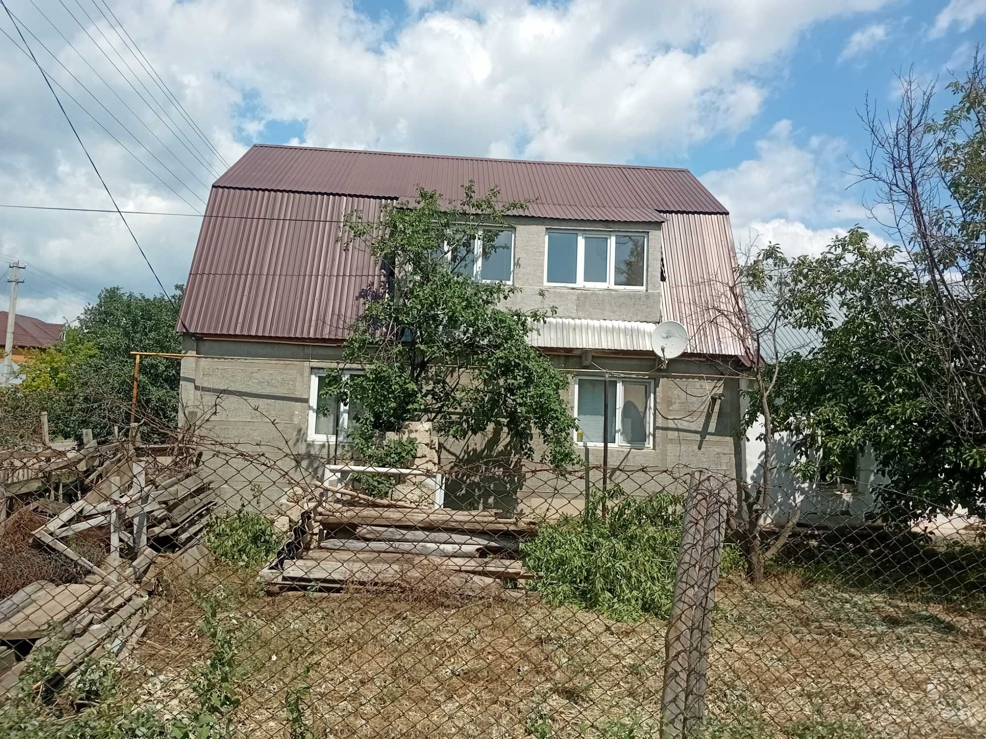 Сдам двухэтажный дом