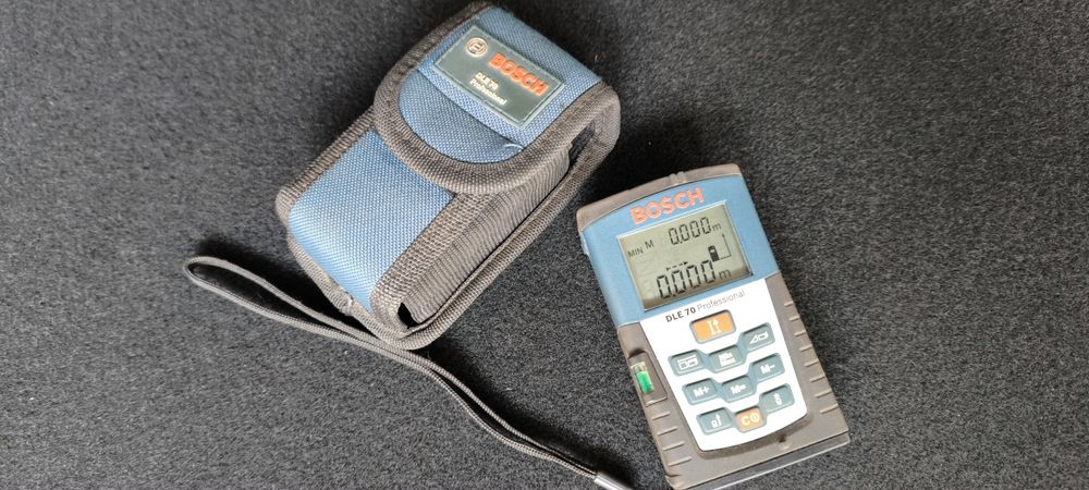 Лазерна ролетка DLE 70, 0.05 – 70м IP 54