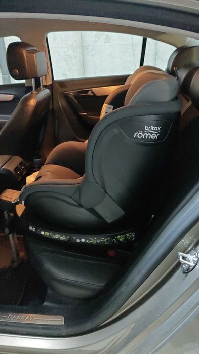 Столче за кола Britax Römer Dualfix 2R