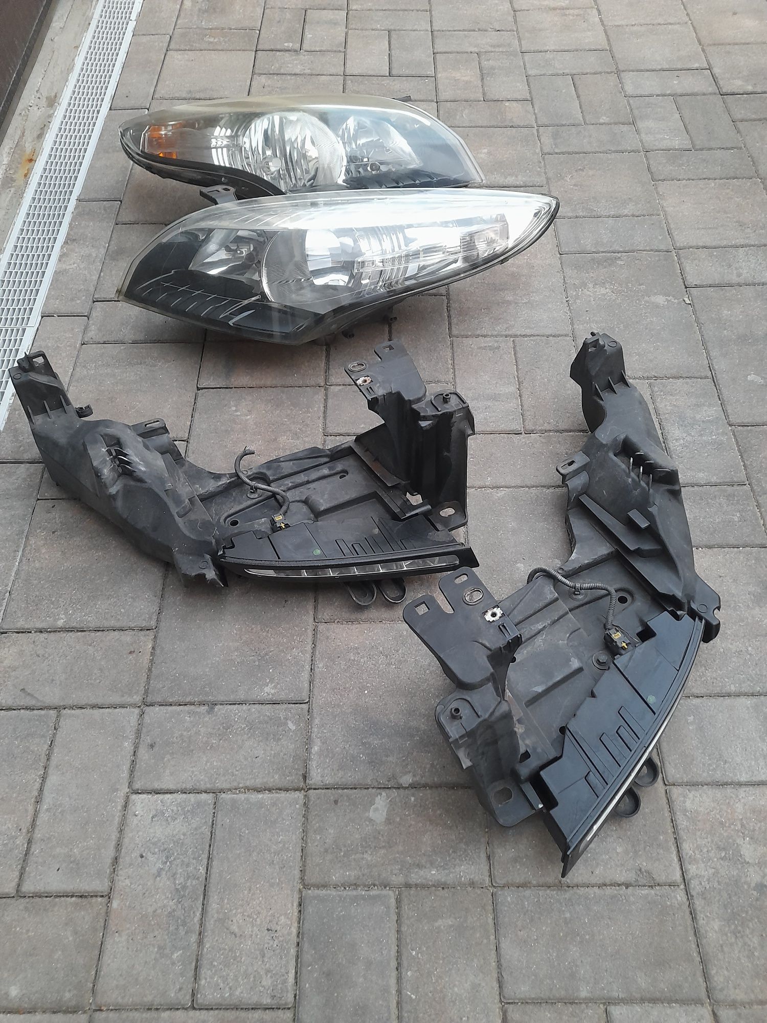 Set Far Farui Stanga Dreapta Renault Megane 3 Complete An 2009-2013