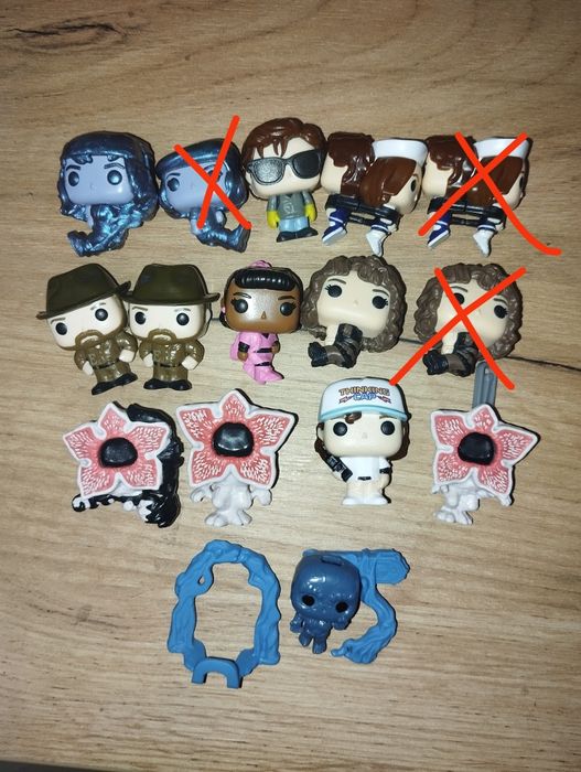 продам фигурки "stranger things"