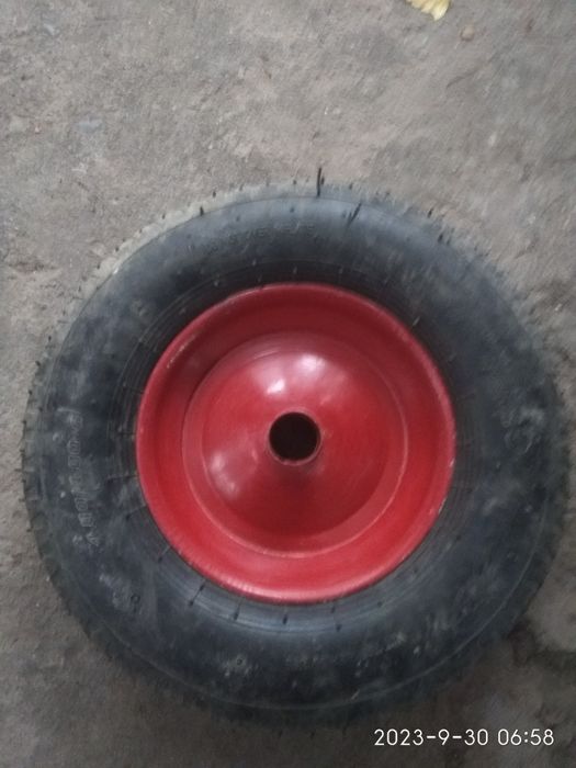 Колесо с камерой для тачки