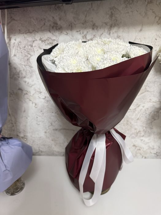 Цветы б/у продается