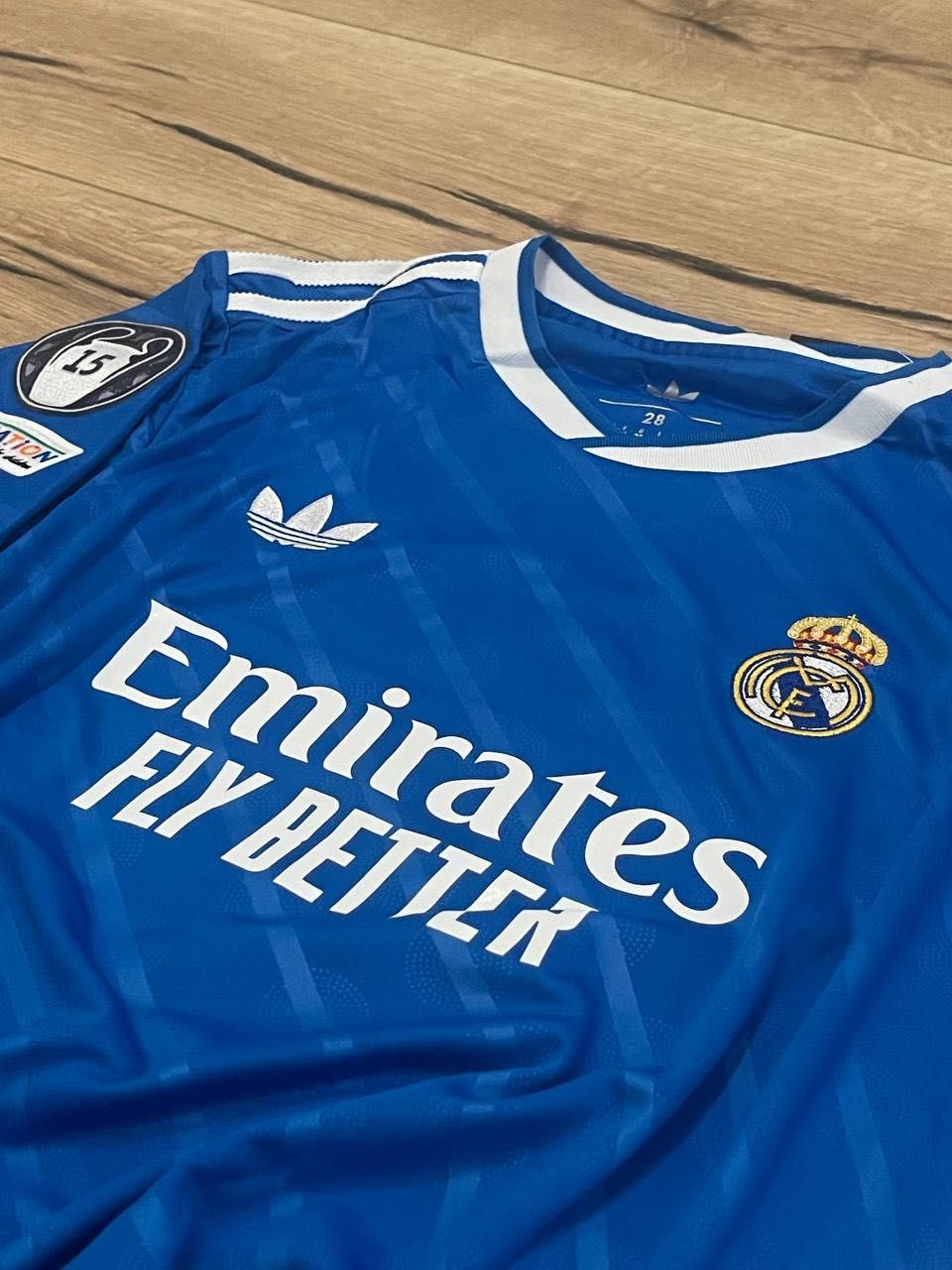 детски футболен екип Mbappe 25/26 Third
Real Madrid UCL