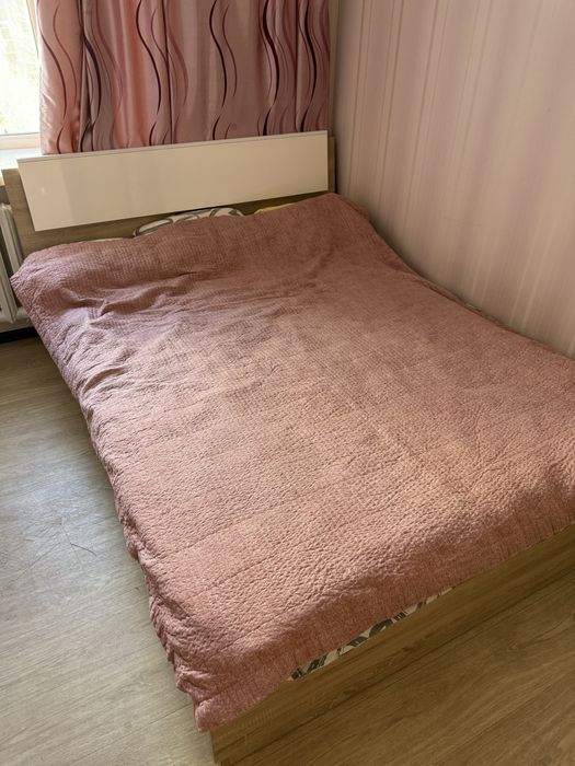 Продам кровать 160х200