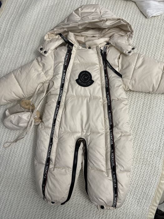 Продается зимний комбинезон