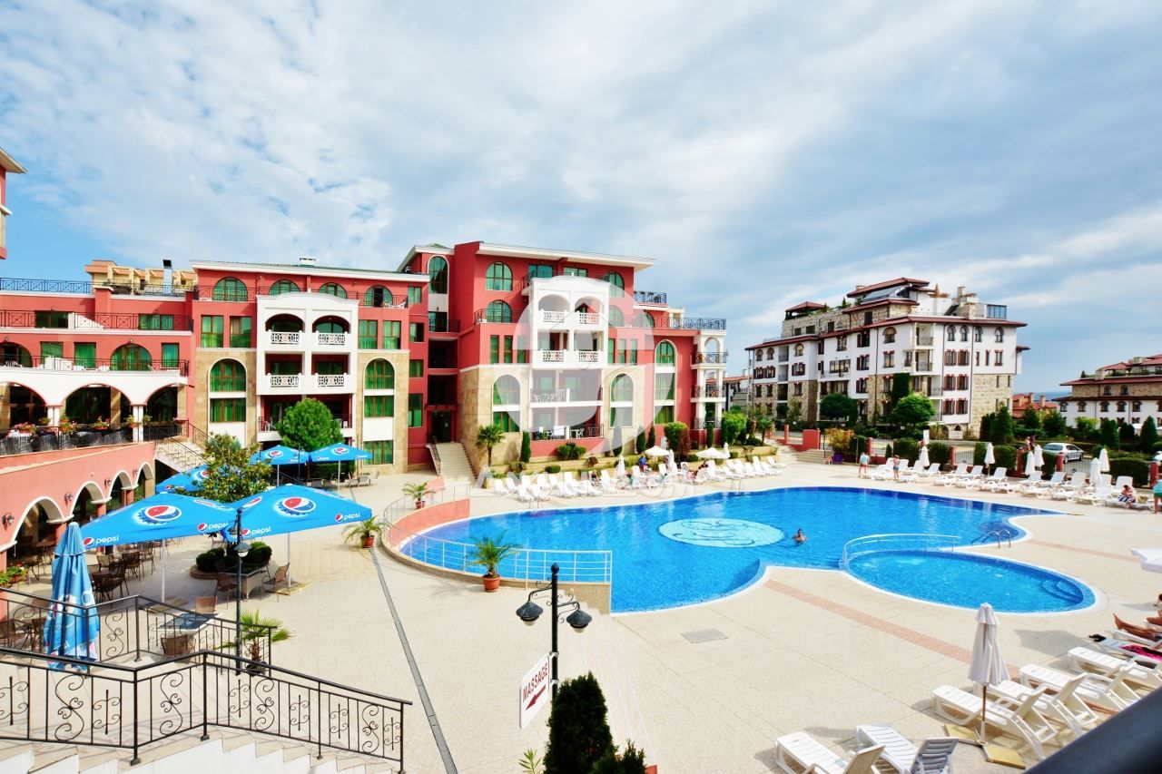 Продава се Едностаен апартамент в Свети Влас - 49 кв.м за 1103 €/кв.м - Снимка #4
