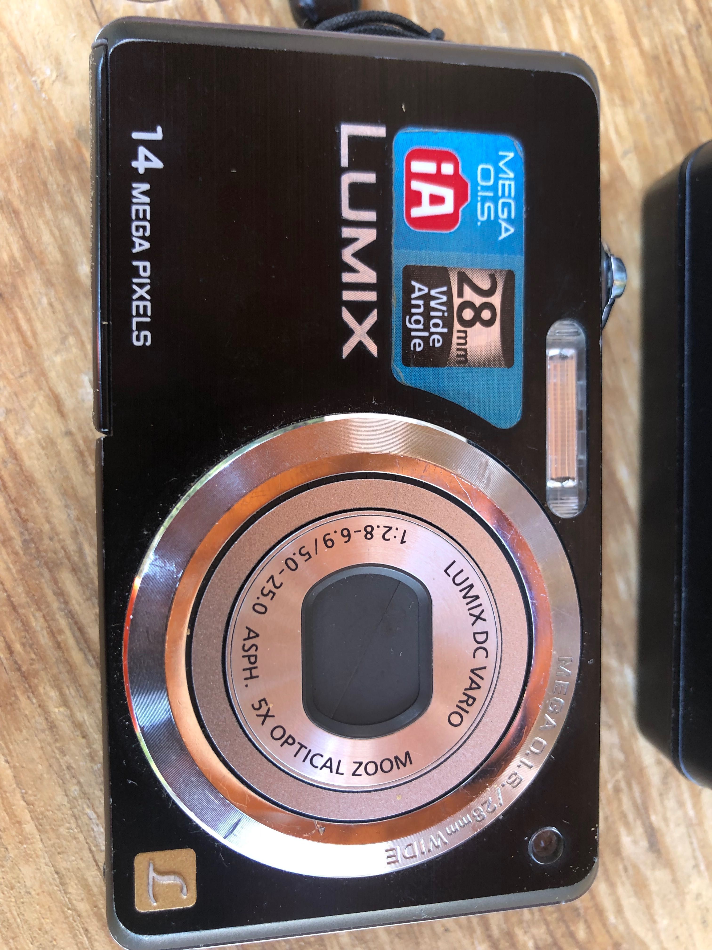 Panasonic Lumix DMC FS11 фотоапарат камера