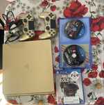 PlayStation 4 slim gold