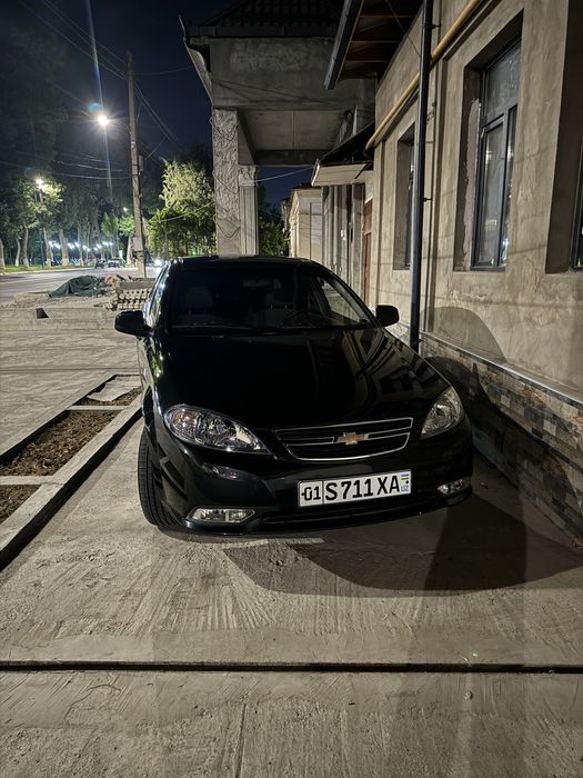 Продается Gentra Lacceti своя