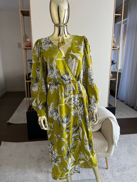 Красивые платья Zara 48-50р по 6500 тенге