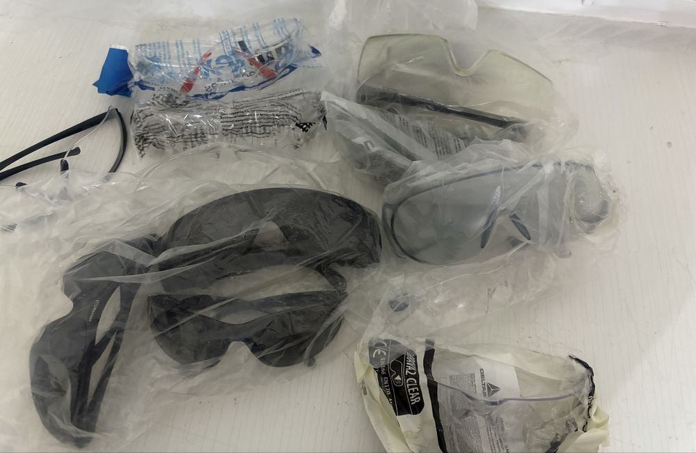 Спец одежды новый.Торг!!!