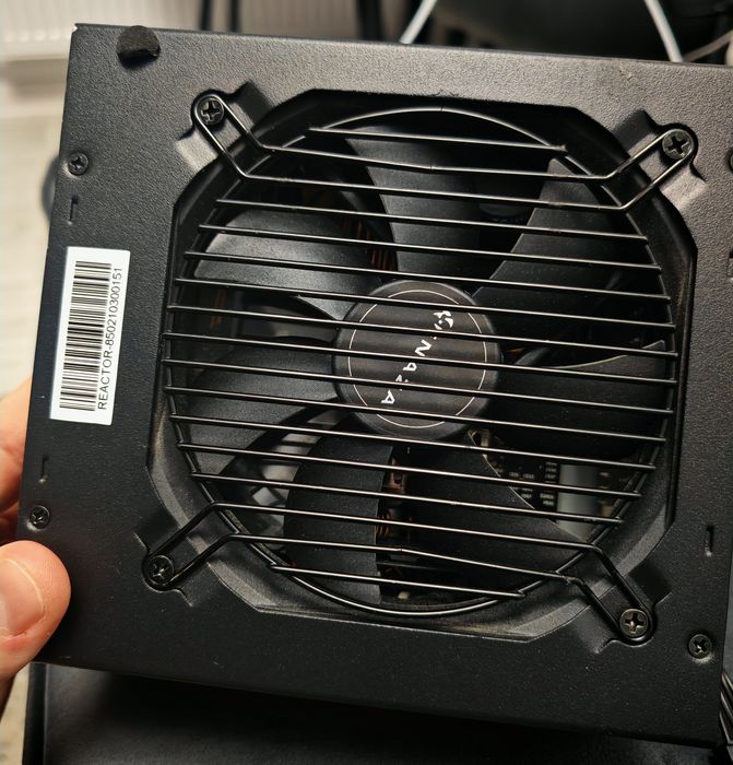 Sursa Modulara Inaza Reactor, 80+ Gold, 850W