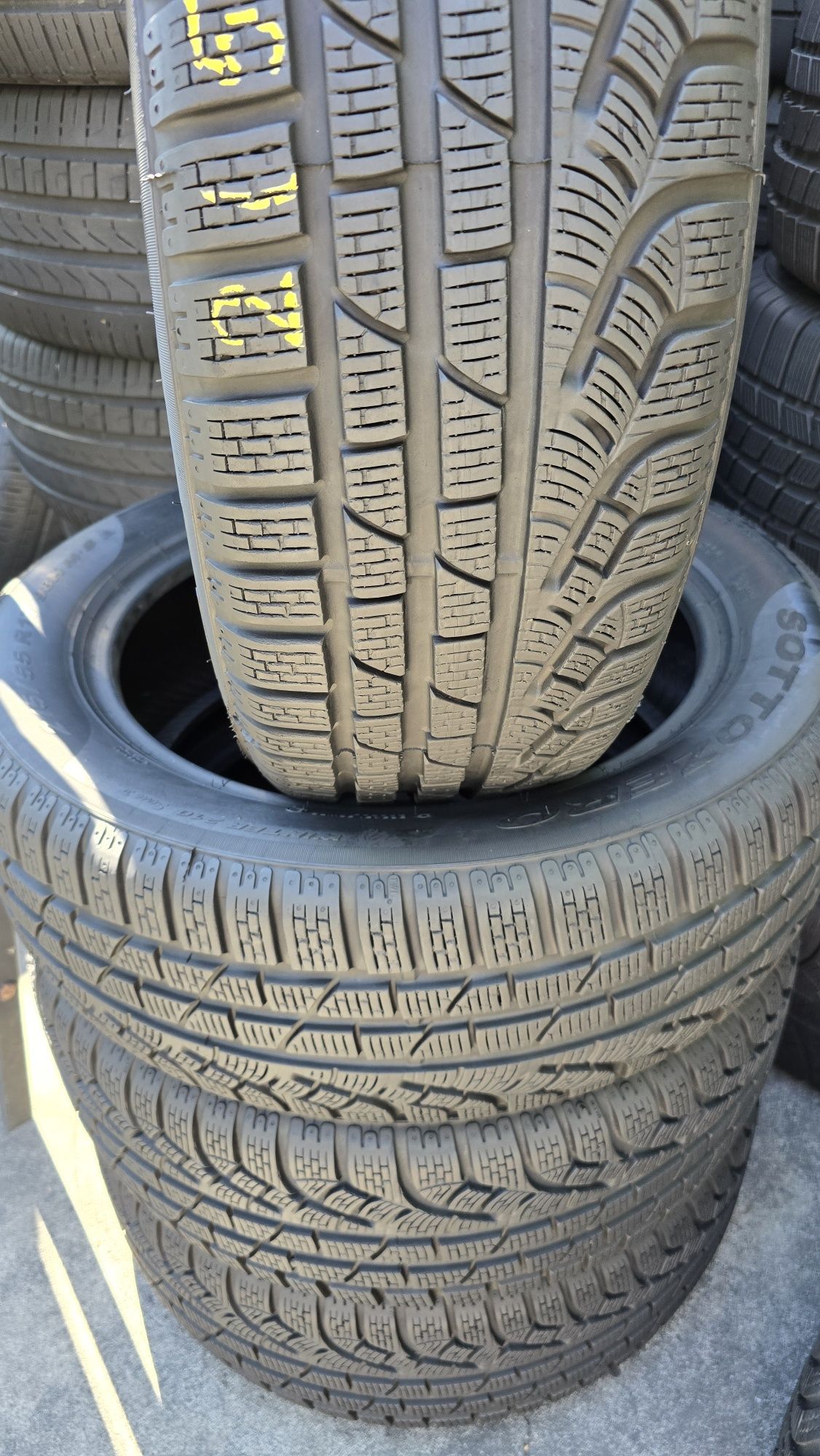 4 anvelope iarnă Pirelli 215/55/17 - transport gratuit