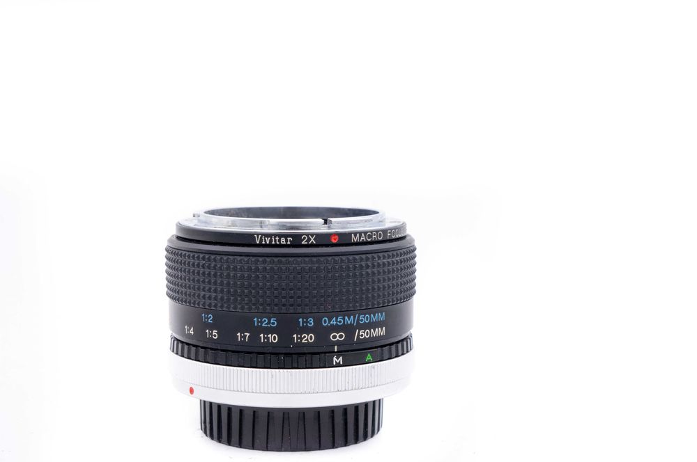 Dublor Vivitar cu macro 1:1 ( la 50mm) montura Canon FD