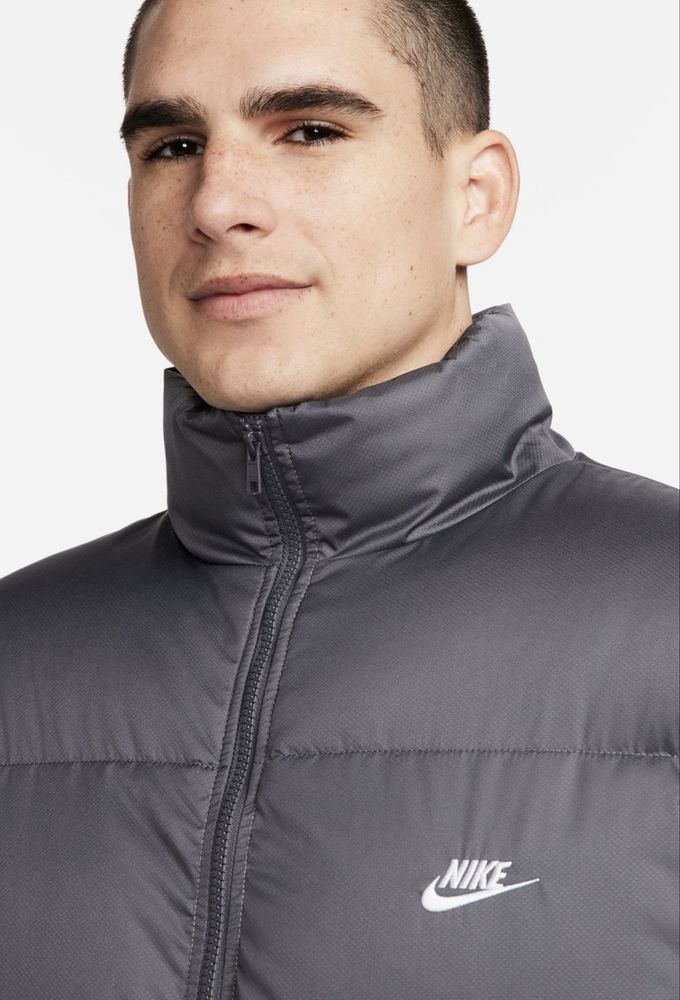 Мъжко зимно яке Nike
