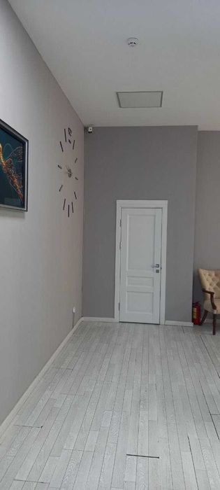 Ijaraga noturar 383 m2 ofislar uchun X Olimjon, Darxonda topshiriladi.