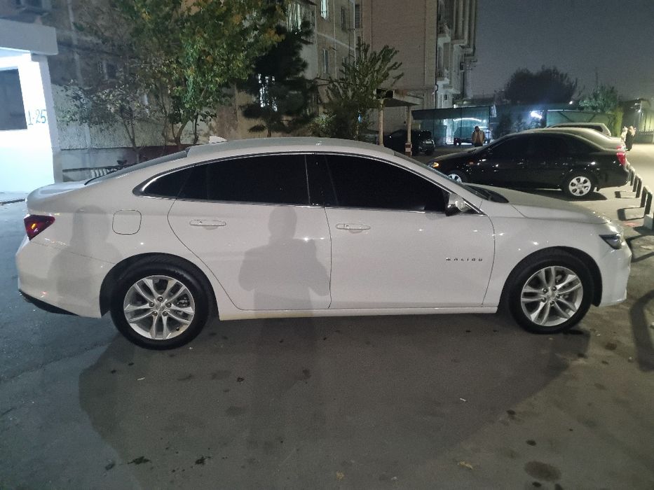 Malibu 2. Chevrolet 2.4