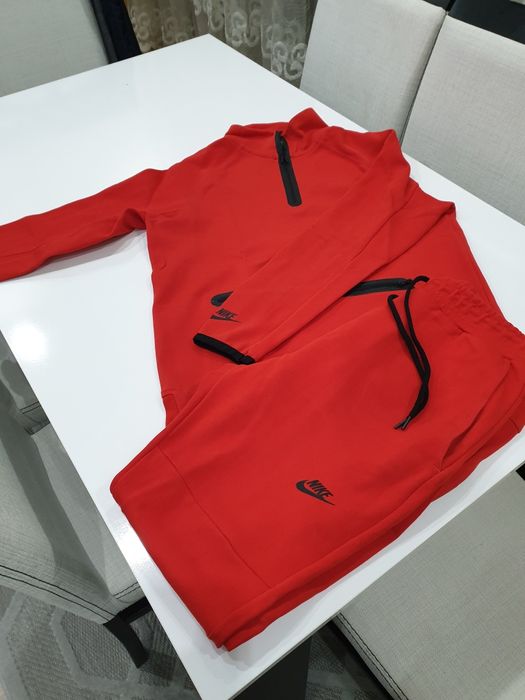 Nike мъжки екип 120 лева