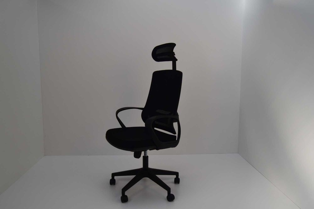 Scaun ergonomic MESH PRO – cu tetieră reglabilă